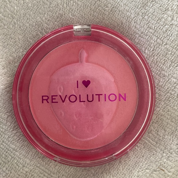 City color blood orange blush (wow it lasts) and Revolution soft - Picture 6 of 8
